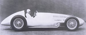 Coche de carreras del Gran Premio de Mercedes Benz