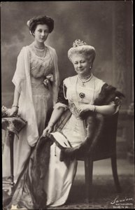 Wohlfahrts Postal, Princesa heredera Luise, Victoria de Photographer German