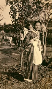 Madre y bebé japoneses
