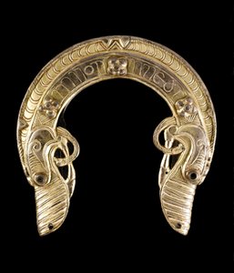 Vaina, espada / chape, de la Isla de St. Ninian, Shetland de Pictish