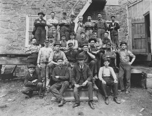 Empleados en la Fábrica Henry Clay, 1905 de Pierre A. Gentieu
