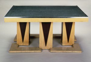 Mesa de Pierre E. Legrain