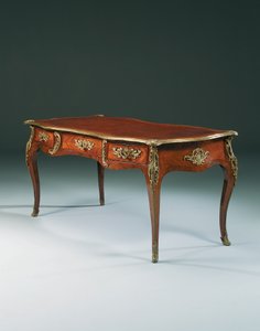 Bureau plat de Luis XV de Pierre Roussel