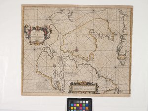 New Map Of The Northeasternmost Coast Of America (grabado y coloreado a mano sobre papel verjurado blanco hueso) de Pieter Goos