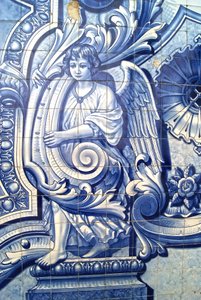 Panel decorativo que representa un ángel, Lamego, Portugal. 1738 de Portuguese School