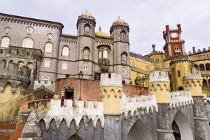Vista del Palacio Nacional de Portuguese School
