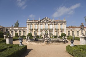 Vista del exterior de Portuguese School