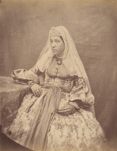 [Mujer armenia de Teherán], 1840s-60s de Possibly by Luigi Pesce.
