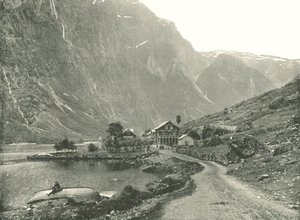 Estación telefónica y hoteles, Gudvangen, Noruega de Poulton and Co