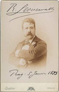 Ruggiero Leoncavallo 1858-1919, 1895 de Prague . Photo studio Jan F.