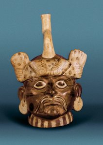 Civilización precolombina: jarrón de cerámica con retrato, de Perú