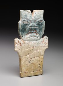 Placa antropomórfica, posiblemente la Serpiente de Fuego, período Preclásico, 800-400 a.C. de Prehistoric Prehistoric