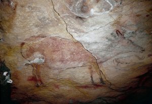 Prehistoria: pintura rupestre de un ciervo del Paleolítico Superior (Magdaleniense) (entre 16500 y 14000 años atrás) Cueva de Altamira, Santander, España