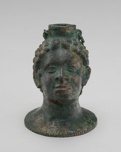 Contenedor en forma de cabeza de africano de Probably Etruscan