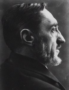 Ivan Khmeliov (Khmelov ou Chmeleff) - Retrato del escritor Ivan Sergeyevich Shmelyov (1873-1950), por Shumov, Pyotr Ivanovich (1872-1936). Fotografía