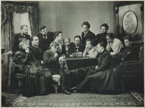 Antón Chéjov lee La gaviota con la compañía del Teatro de Arte de Moscú, 1899 de Pyotr Petrovich Pavlov