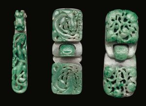 Un grupo de ganchos y hebillas de cinturón de jadeíta de Qing Dynasty Chinese School