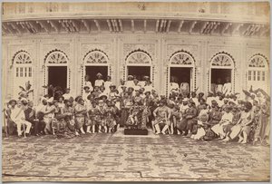 Maharajá de Scindia, nobles y altos funcionarios, Gwalior de Raja Deen Dayal