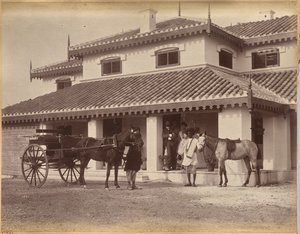 Sr. MacNull, Jhansi (verso) de Raja Deen Dayal