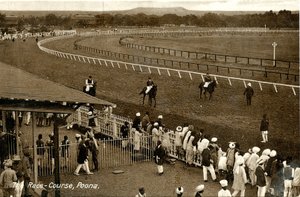El Hipódromo, Poona, c.1900-30 de Raphael Tuck and Sons