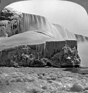 Cataratas Americanas, Cataratas del Niágara, en invierno, Nueva York, EE.UU. de Realistic Travels Publishers