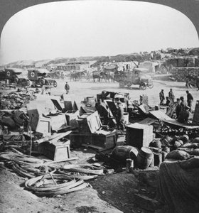 Suministros desembarcados en la Bahía de Suvla, Turquía, desembarcos de Gallipoli, Primera Guerra Mundial, 1915 de Realistic Travels Publishers