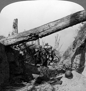 Guerra de trincheras en la Línea Wotan, Queant, Francia, Primera Guerra Mundial, 1917-1918 de Realistic Travels Publishers
