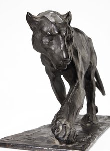 Pantera caminando, pata trasera levantada, c.1904