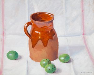 Jarra de cerámica e higos verdes