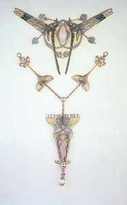 Adorno para el cabello de Lalique y colgante de Philippe Wolfers de Rene Jules Lalique