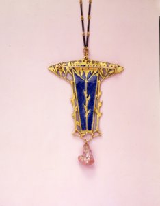 Broche colgante y cadena de Rene Jules Lalique