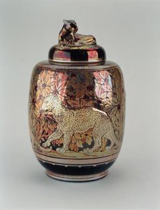 Jarrón y tapa de lustre, Pilkington Royal Lancastrian de Richard Joyce