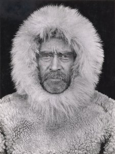 Autorretrato, Cabo Sheridan, Canadá