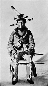 Un algonquino con traje completo, 1912 de Robert Wilson Shufeldt