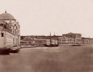 Palacio y mezquita de Dolmabahçe de Robertson and Beato