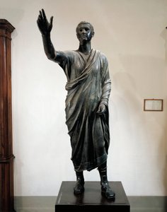 Estatua de bronce de Aule Metele, El Orador (Arringatore), de Pila, Perugia, Italia, circa 80 a.C.