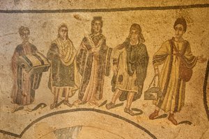 Entrada a las termas, mosaico de piso, Villa Romana del Casale, Piazza Armerina, Sicilia, Italia de Roman