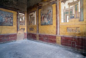 Habitación con frescos de Villa dei Vettii, sitio arqueológico romano de Pompeya (Patrimonio de la Humanidad de la UNESCO)