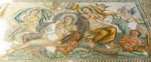 Nereidas y Bythos, Casa de Aion, Paphos, Chipre de Roman