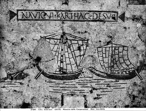 Detalle del pavimento del Piazzale dell Corporazioni que representa una escena náutica (mosaico)
