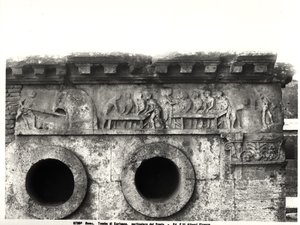 Relieve del friso que representa el proceso de hacer pan, c.30 a.C. (detalle) de Roman