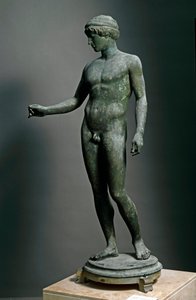 Ephebe. Escultura de bronce después de un original griego, de Pompeya de Roman