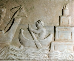 Arte romano: un marinero guiando un barco en el puerto de Ostia, el faro de la ciudad es visible (Detalle de un relieve del siglo I d.C.) Ostia, Museo Ostiense
