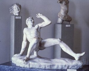 Estatua de un Galo Caído, copia de un original de la escuela de Pérgamo del siglo III a.C. de Roman