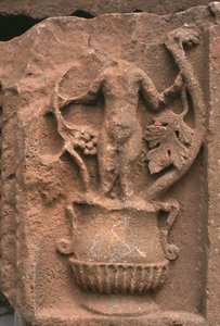 Fragmento arquitectónico con decoración tallada, Mercado Sertius, Alto Imperio (27 a.C.-395 d.C.) de Roman Imperial Period