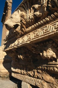 Templo de Júpiter, el entablamento, Alto Imperio (27 a.C.-395 d.C.) de Roman Imperial Period