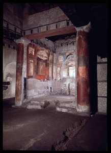 Altar del Templo (colegio) de los augustales, siglo V a.C.-siglo I d.C.