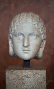 Cabeza de la Emperatriz Barbia Orbiana (siglo III), mármol