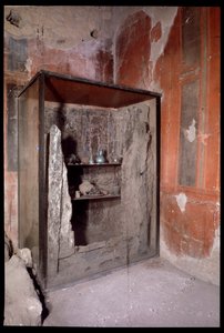 Armario carbonizado, Casa a Graticcio, siglo V a.C.-siglo I d.C. de Roman Roman