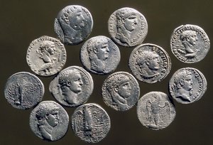 Monedas, Masada de Roman Roman